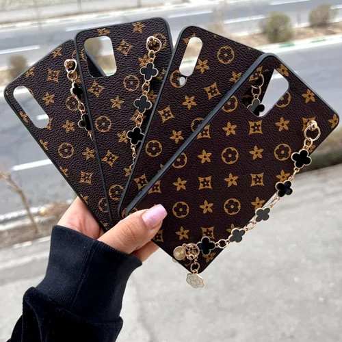 قاب لویی ویتون زنجیری