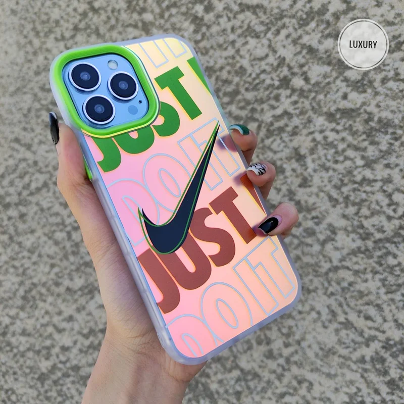 قاب نایک هلوگرامی