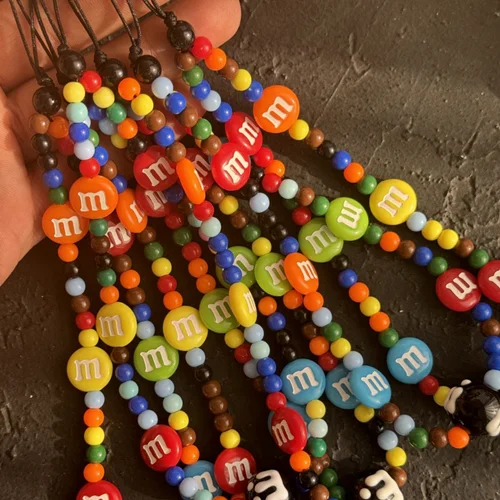 آویز گوشی اسمارتیز M & M