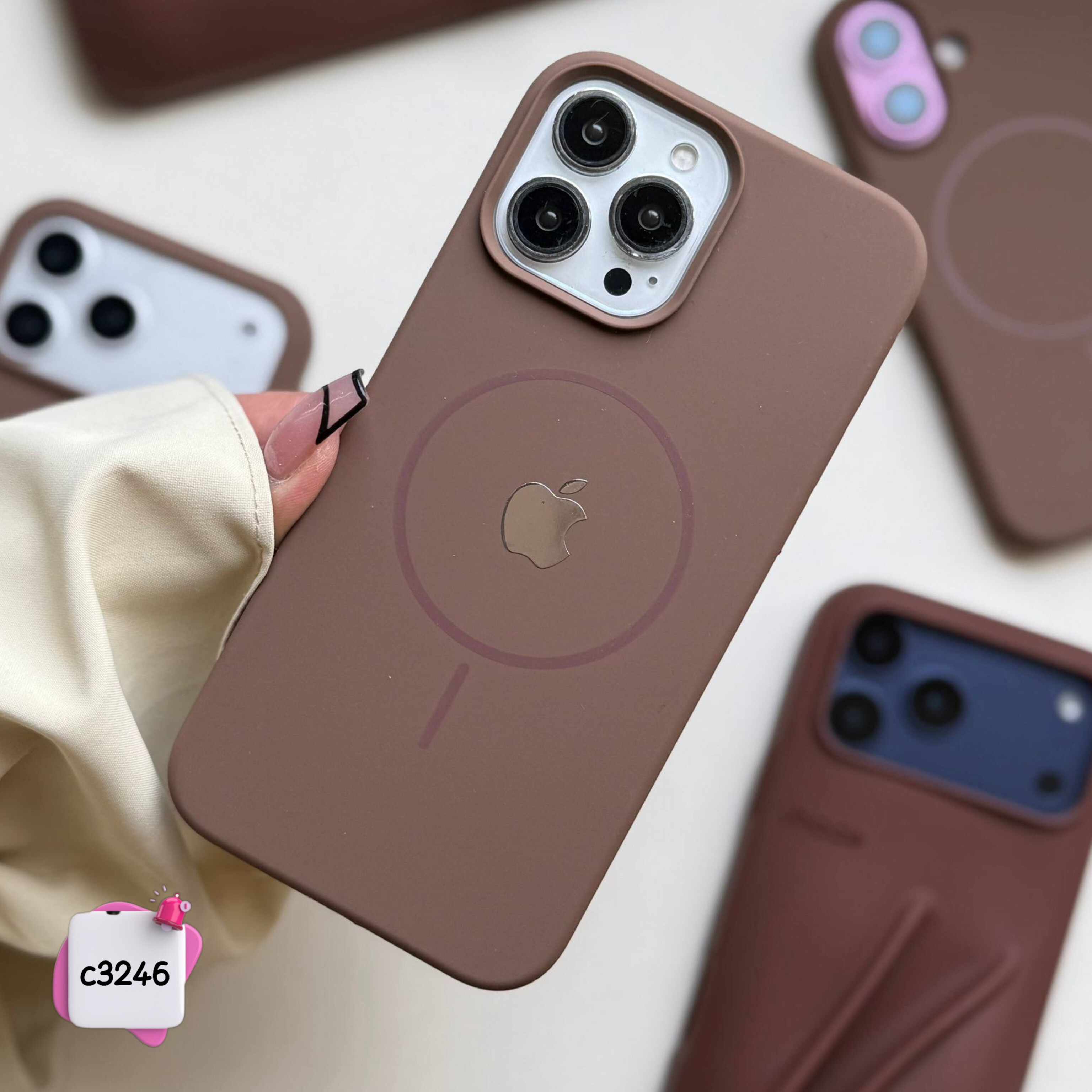 قاب گوشی سیلیکونی قهوه ای مگ سیف c3246