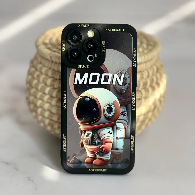 قاب فضانورد سیاره ماه محافظ لنزدار