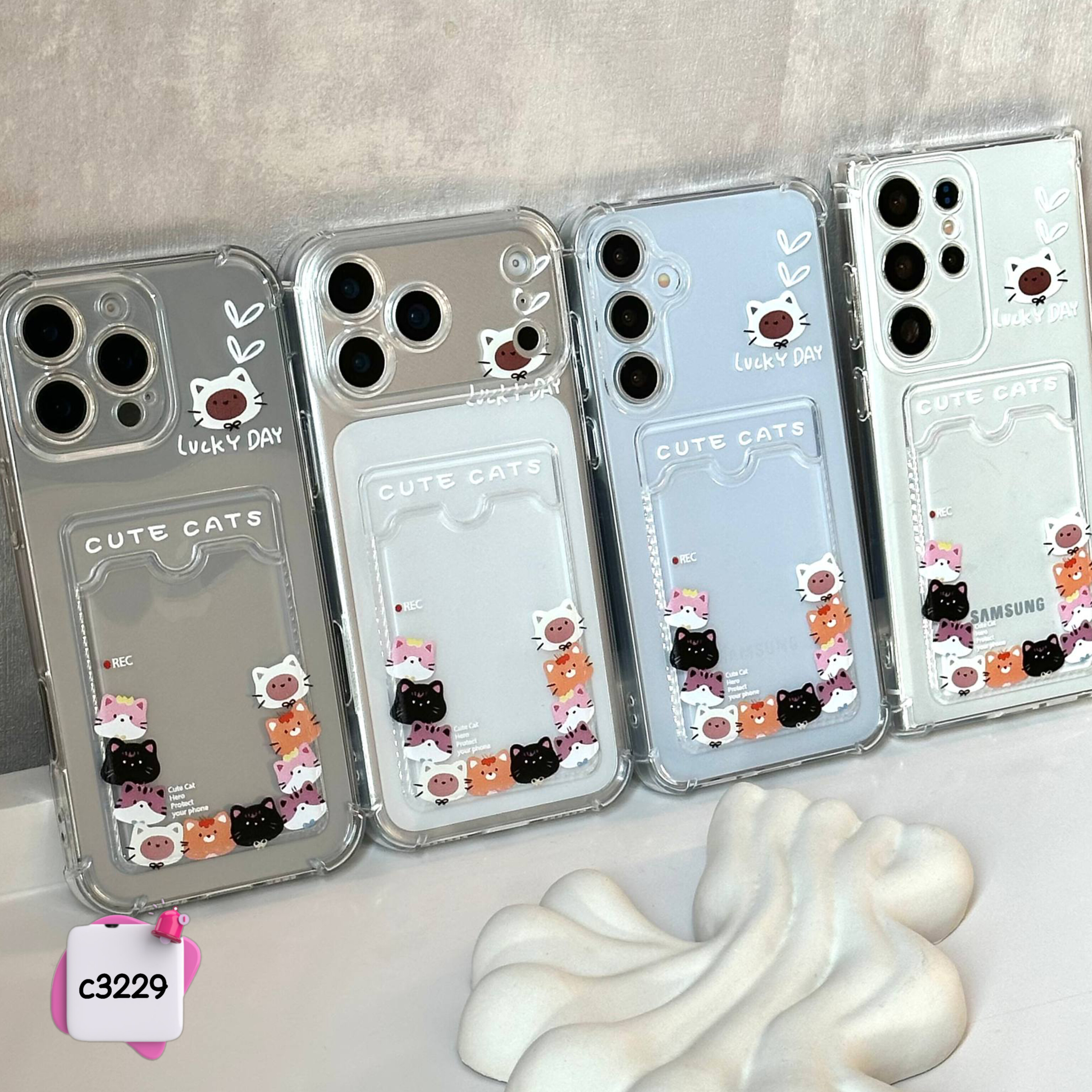 قاب گوشی جاکارتی دار شفاف خانواده گربه ها c3229 / ایفون سامسونگ شیائومی